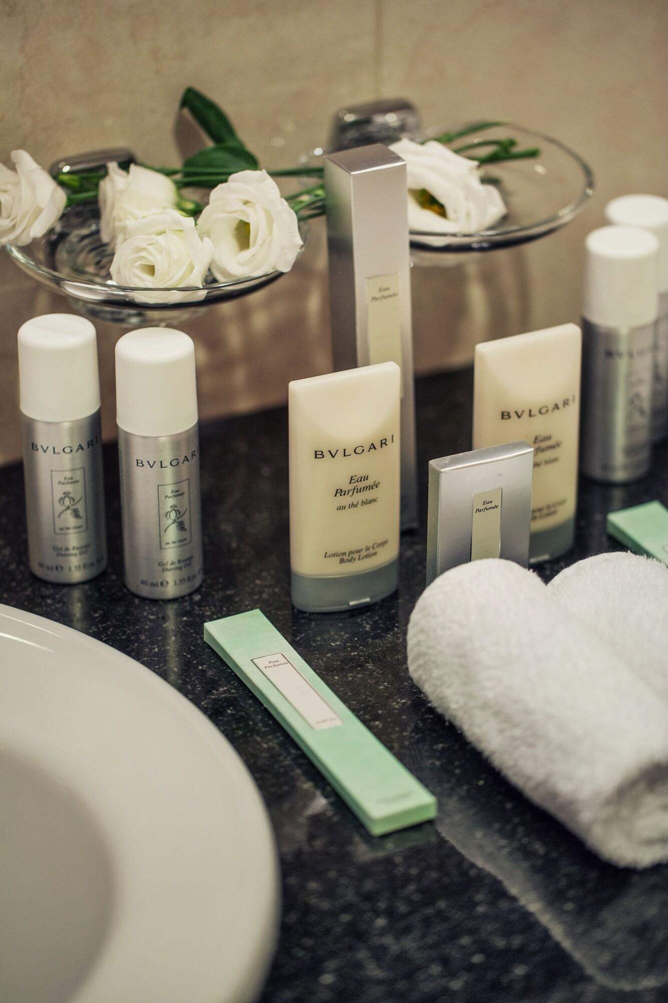 Royal Princess Hotel Dubrovnik Exterior photo BVLGARI toiletries