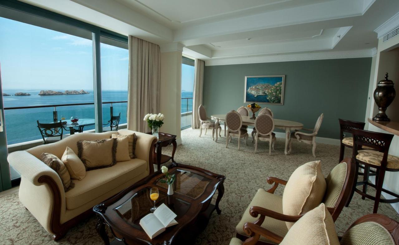 Royal Princess Hotel Dubrovnik Exterior photo A suite at the Four Seasons Hotel, Alexandria